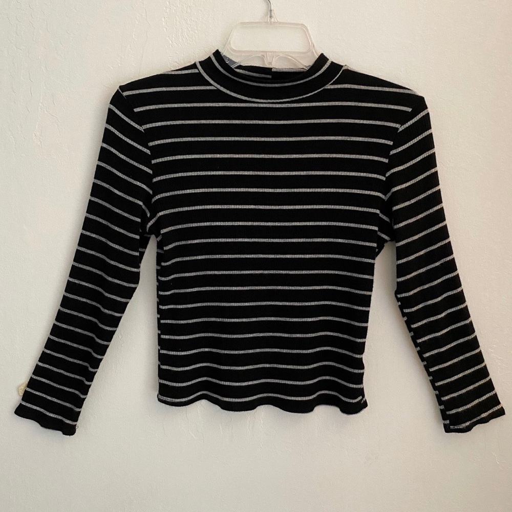 Black and white stripe Crop Top